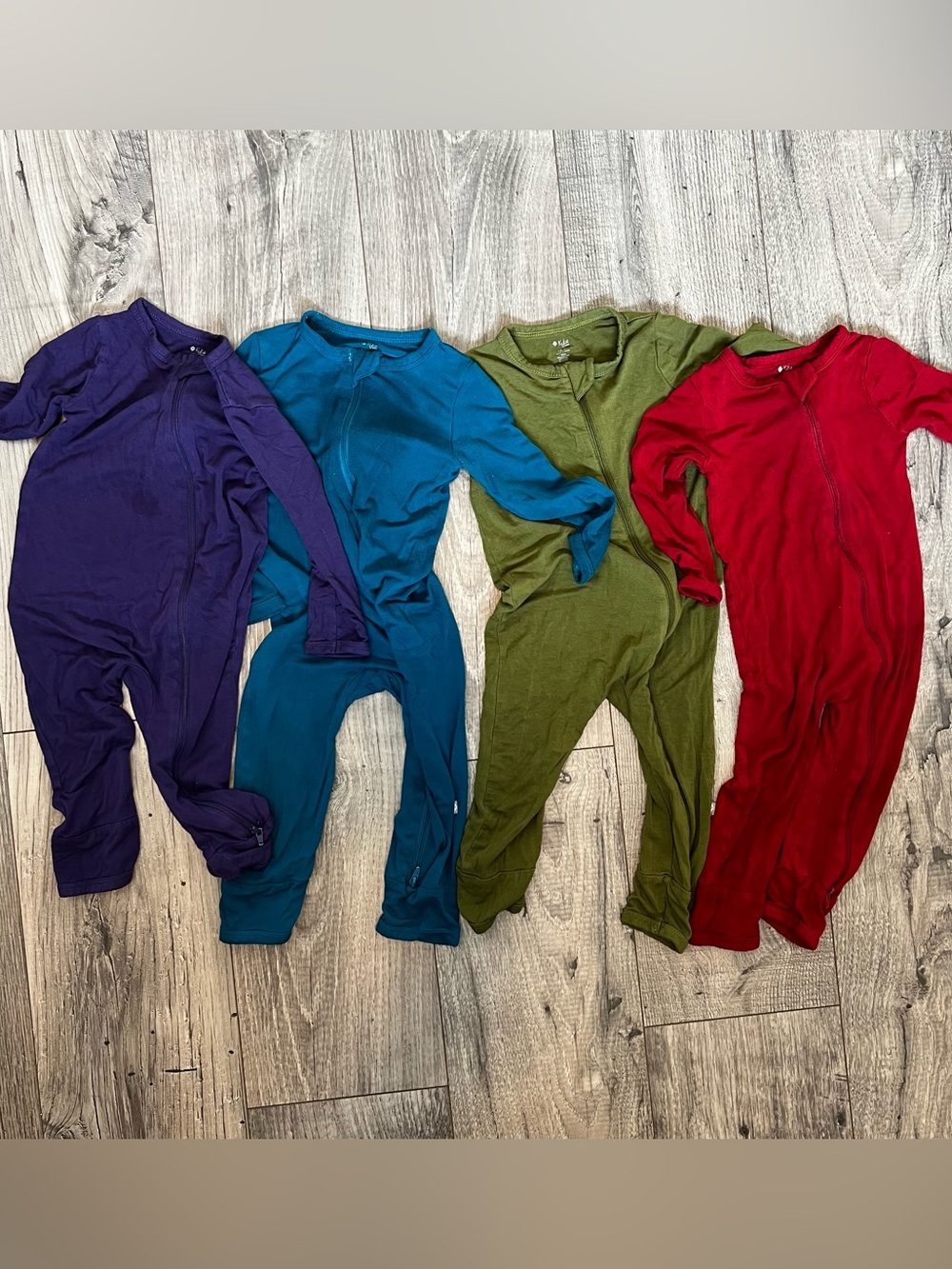 Kyte Baby Bamboo Zippered Long Sleeve Romper- 4 pack 18-24 month